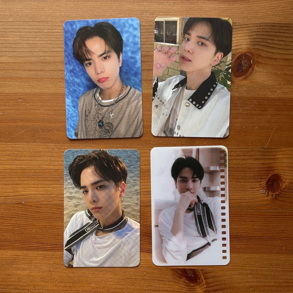 The Boyz Younghoon K-pop Photocard Bundle